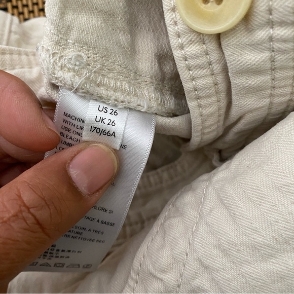 Anthropologie Straight Leg Jeans in Cream Size 26 Cotton Pockets Belt Loops Pant - Picture 10 of 16
